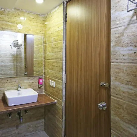 Hotel Grand Suites By D'Capitol Near Delhi Airport New Delhi Exterior photo
