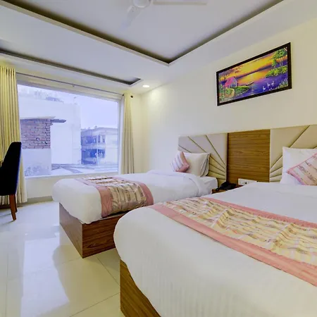 Hotel Grand Suites By D'Capitol Near Delhi Airport New Delhi Exterior photo