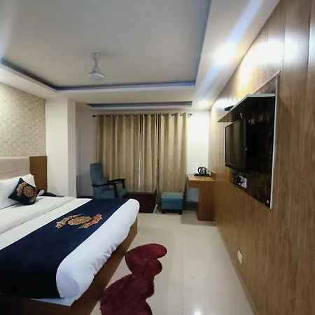 Hotel Grand Suites By D'Capitol Near Delhi Airport New Delhi Exterior photo