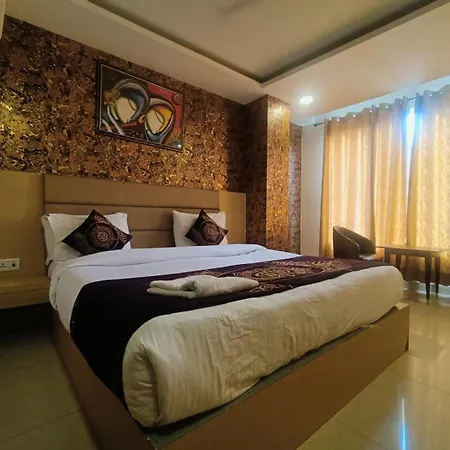 Hotel Grand Suites By D'Capitol Near Delhi Airport New Delhi Exterior photo
