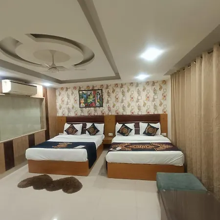 Hotel Grand Suites By D'Capitol Near Delhi Airport New Delhi Exterior photo