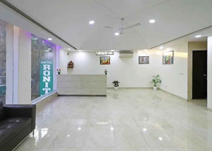 Hotel Grand Suites By D\'Capitol Near Igi Airport