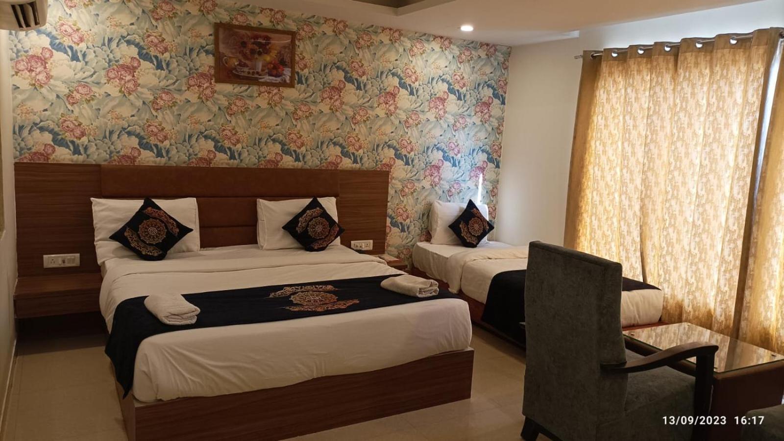 Grand By D'capitol Near Delhi Airport New Delhi