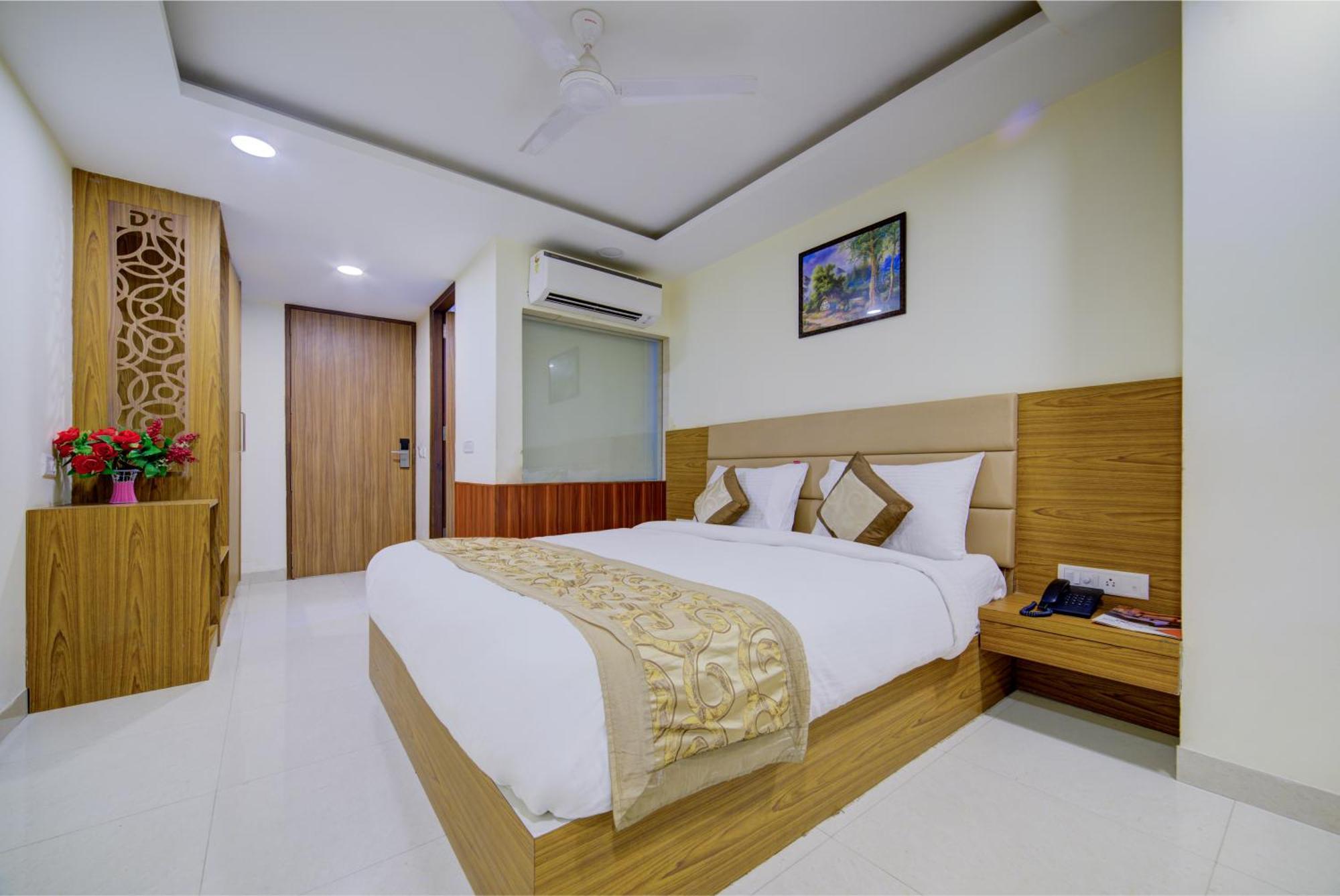 Grand By D'capitol Near Igi Airport Hotel New Delhi